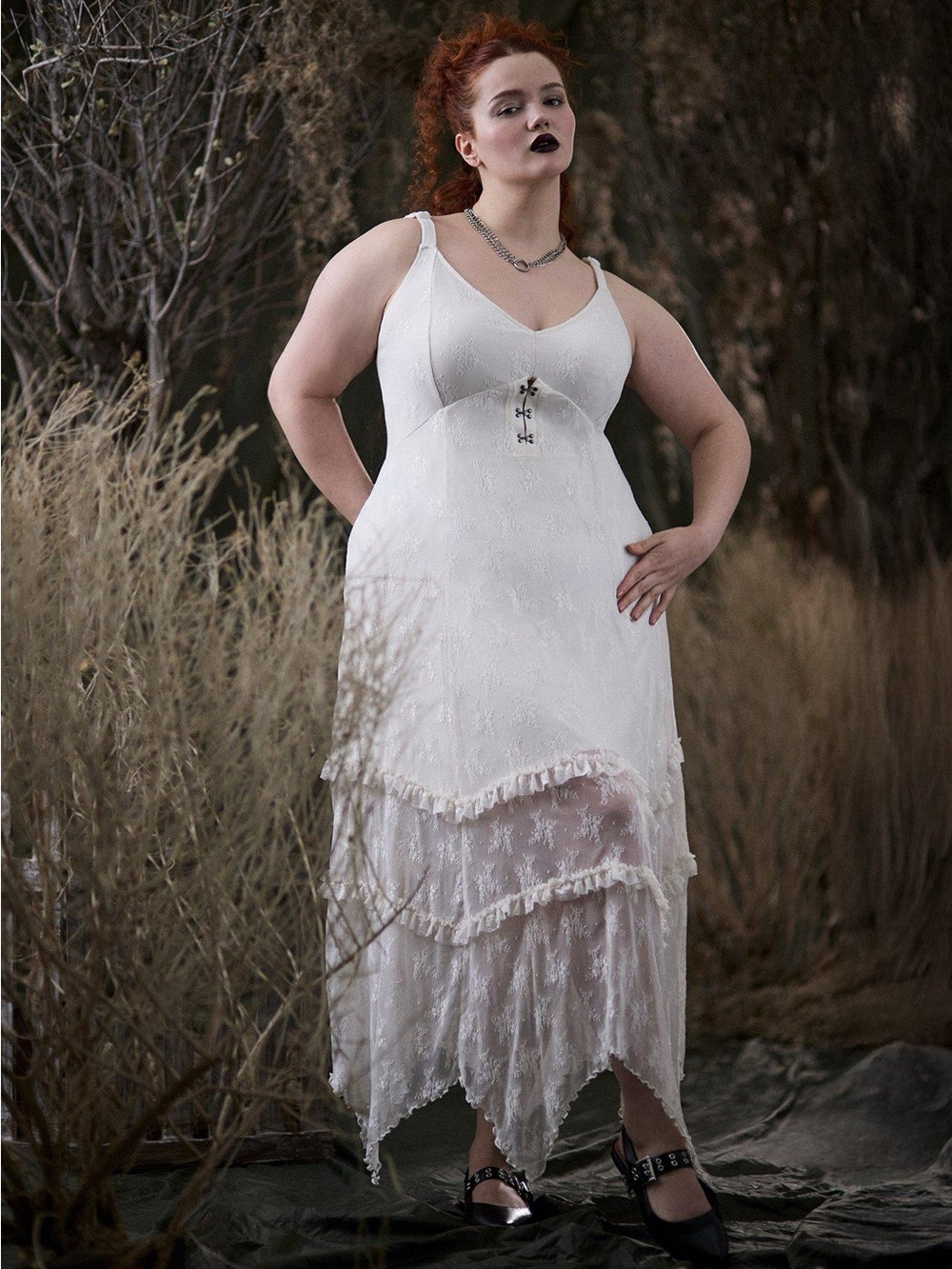 Torrid women’s cream Nightfall Tiered Lace Maxi Dress new w tags plus size 1